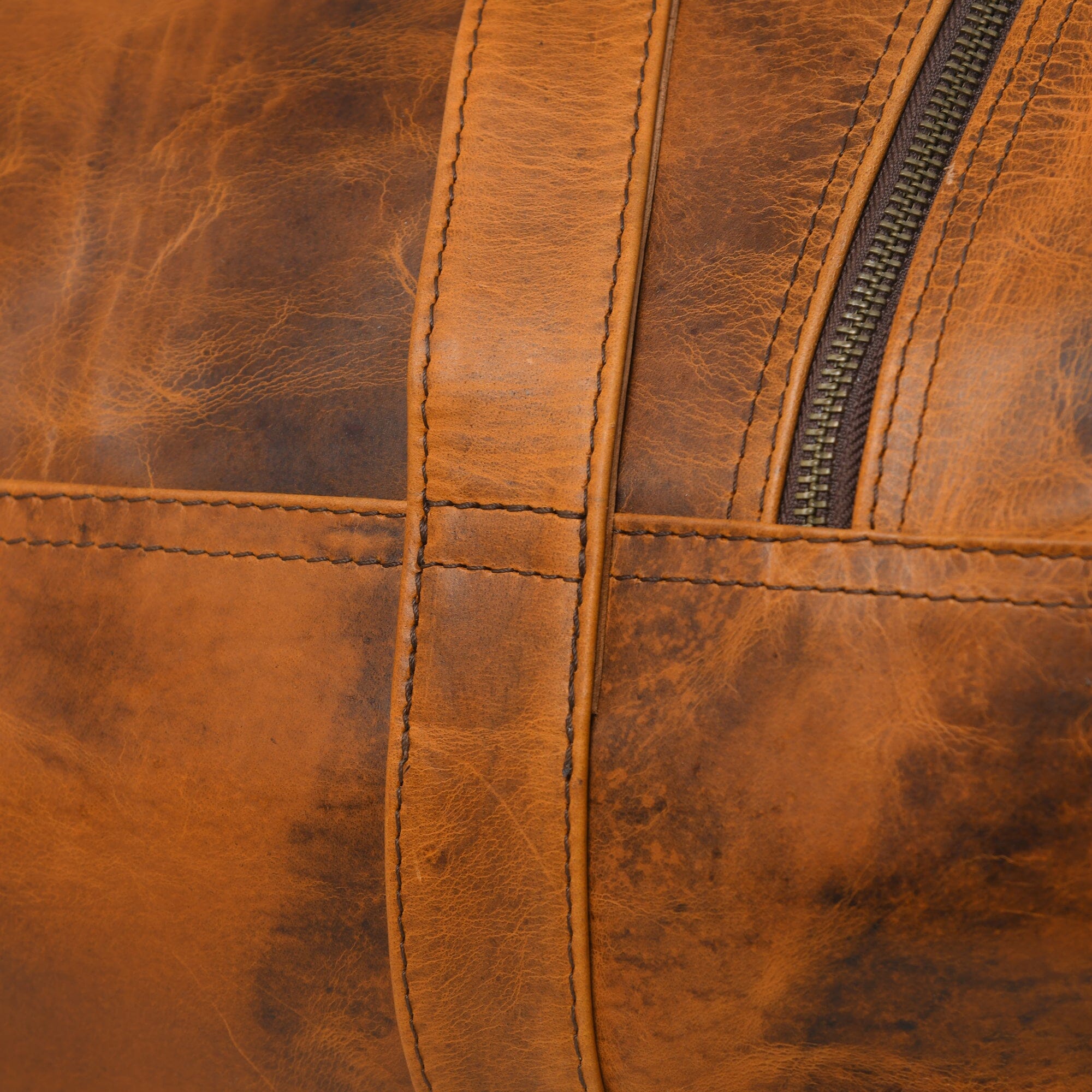 Leather Gym Travel Bag, Round