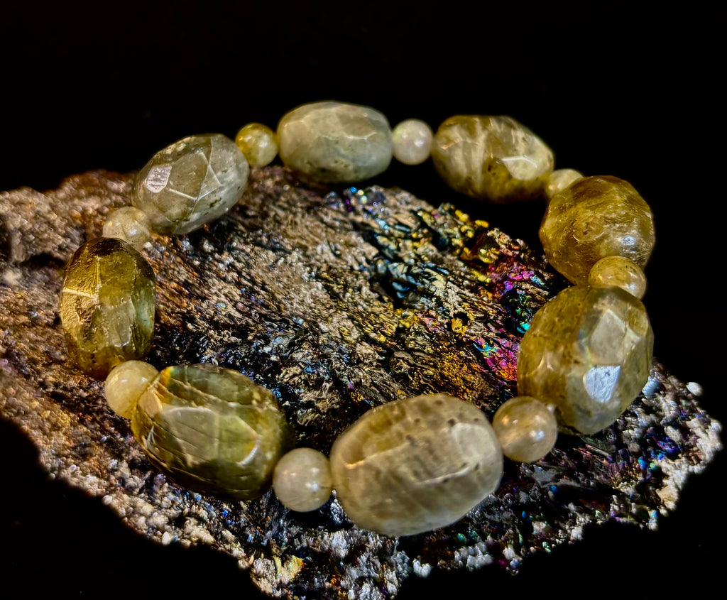 Earthbound Labradorite Nugget Bracelet – Reiki-Infused Limited Edition (Small–Medium Fit)