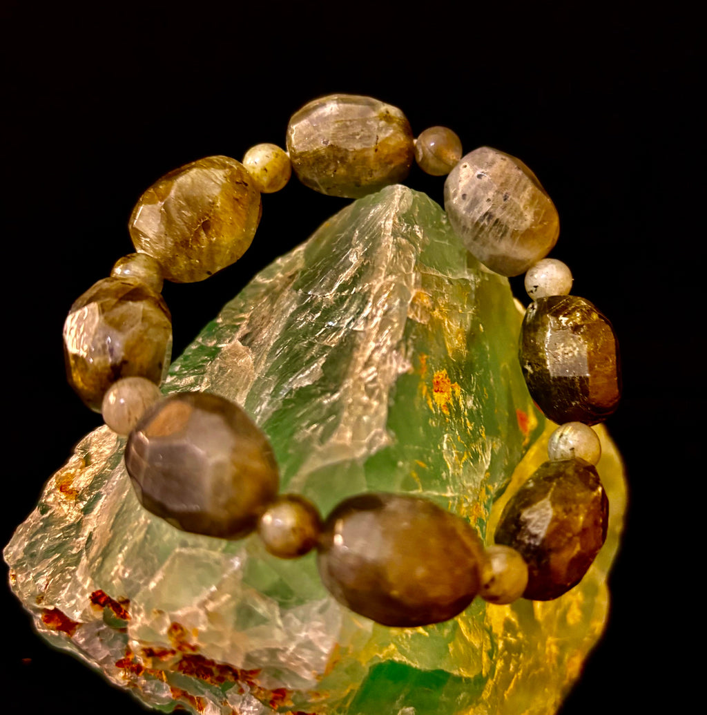 Earthbound Labradorite Nugget Bracelet – Reiki-Infused Limited Edition (Small–Medium Fit)