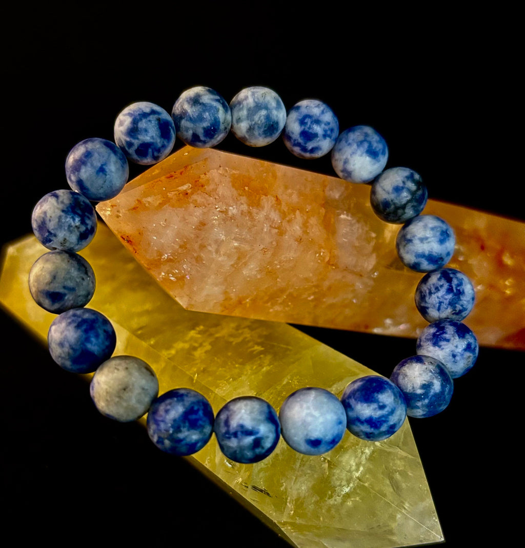 Clarity Stone Sodalite Bracelet – 10mm Matte Reiki-Infused Calm & Communication Power Bracelet (Medium–Large Fit)