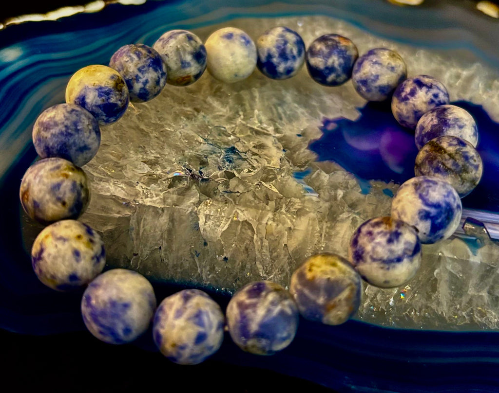 Clarity Stone Sodalite Bracelet – 10mm Matte Reiki-Infused Calm & Communication Power Bracelet (Medium–Large Fit)