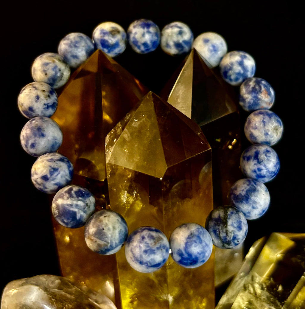 Clarity Stone Sodalite Bracelet – 10mm Matte Reiki-Infused Calm & Communication Power Bracelet (Medium–Large Fit)