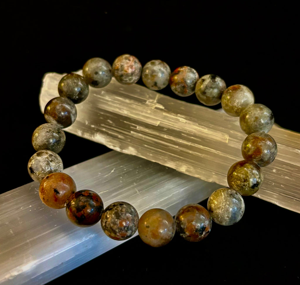 Yooperlite Grounding Bracelet – Natural UV Reactive Stone