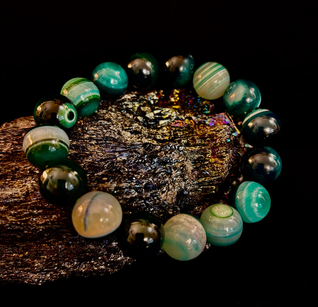 Wicked Fabulous Emerald Tide – Green Banded Agate Bracelet