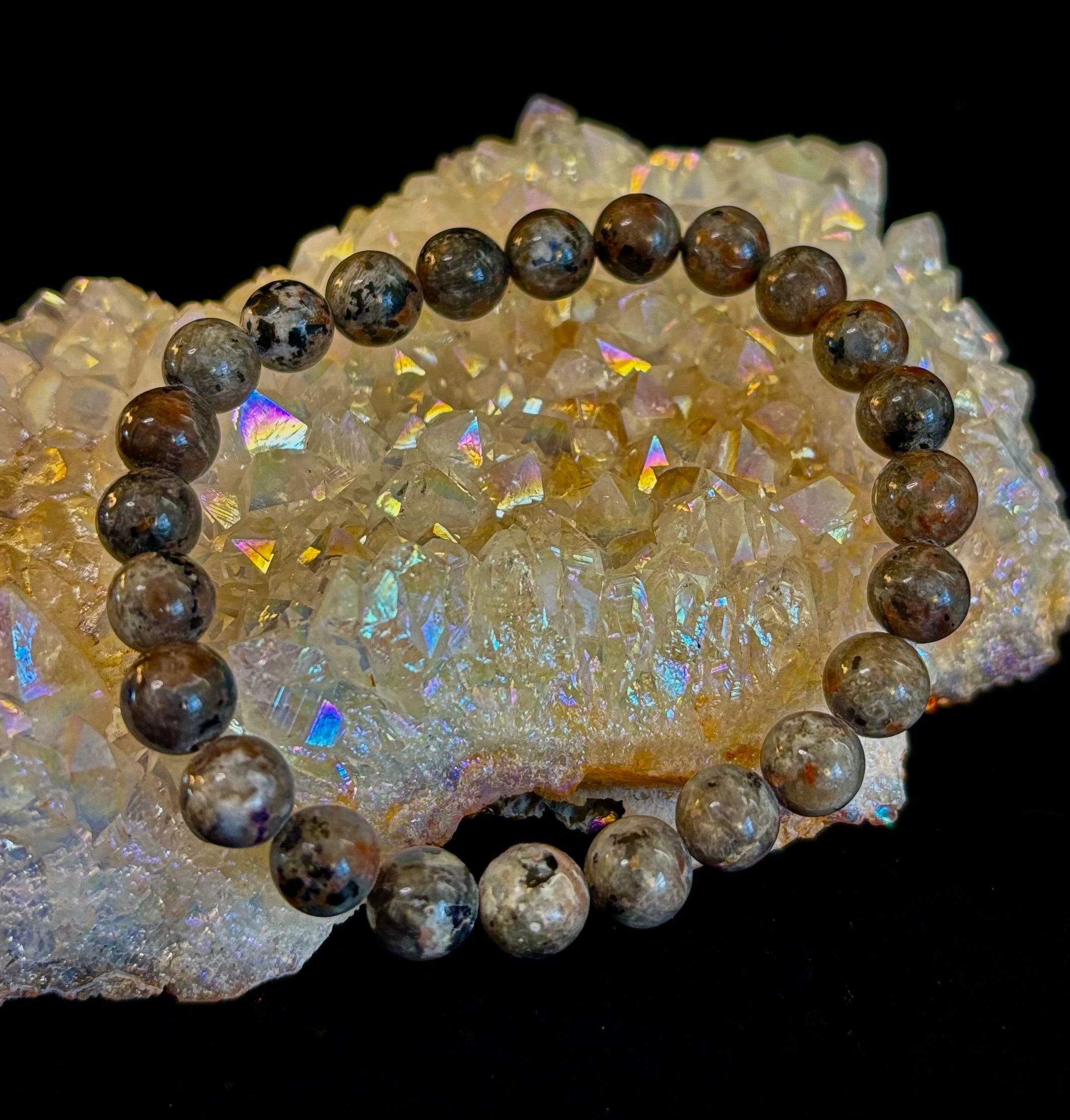 Yooperlite Grounding Bracelet – Natural UV Reactive Stone