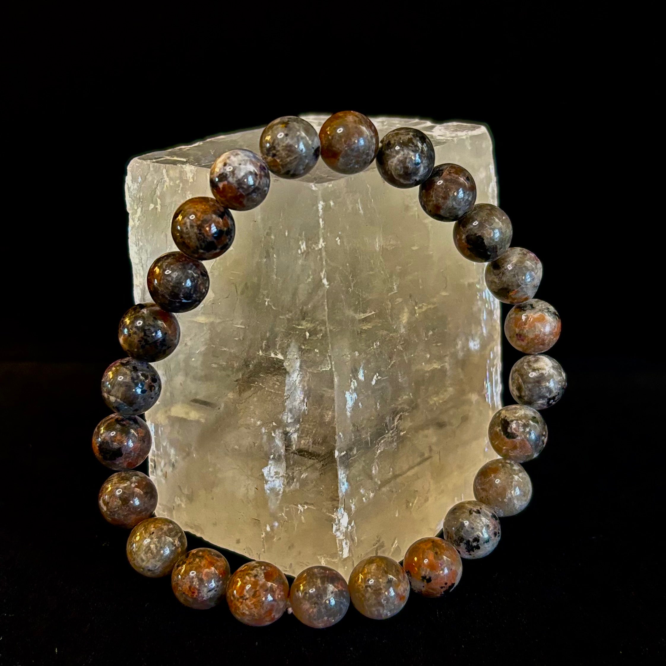 Yooperlite Grounding Bracelet – Natural UV Reactive Stone