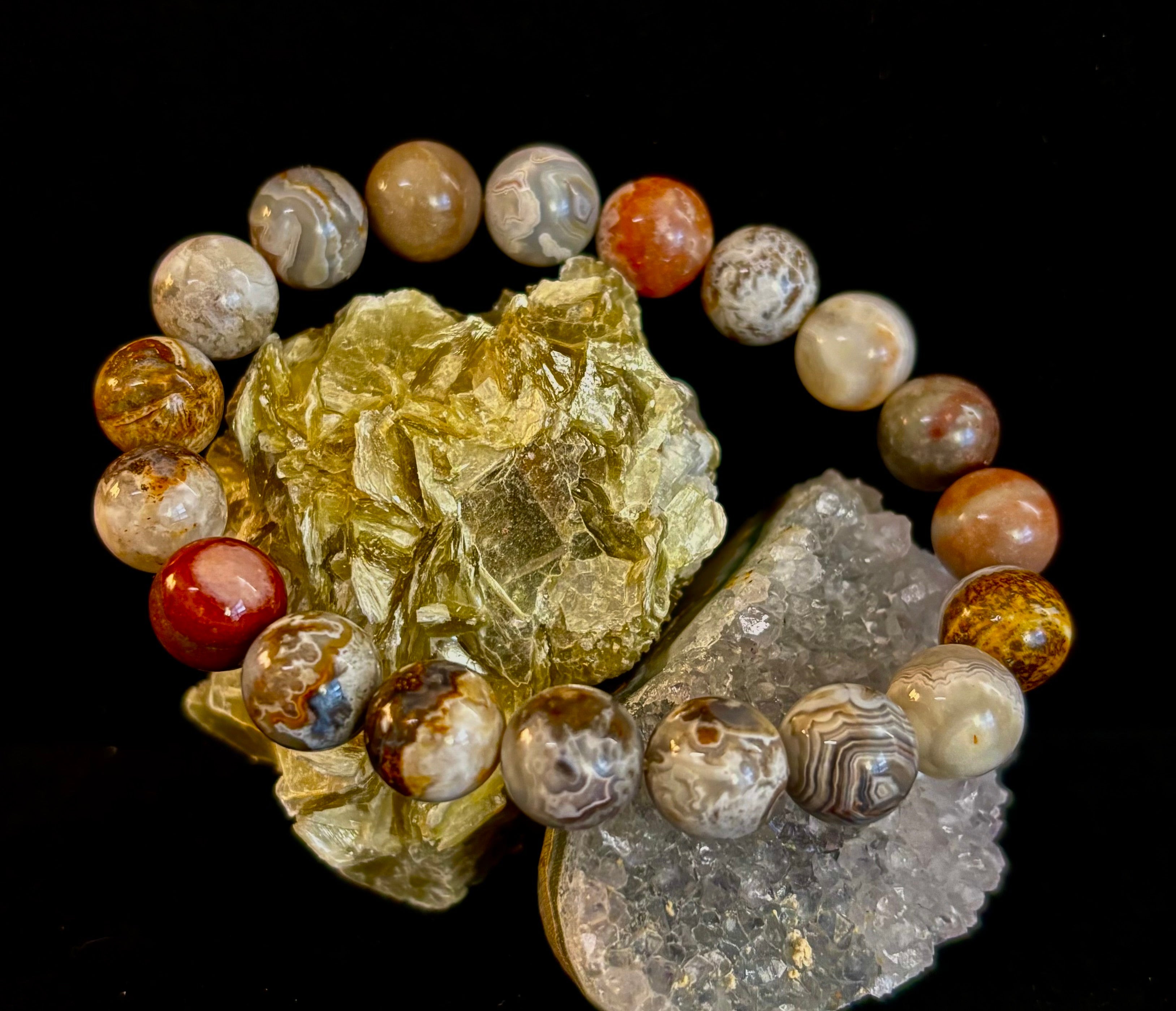 Pure Mexican Agate (6.5"-7.25" Small to Medium Wrists)