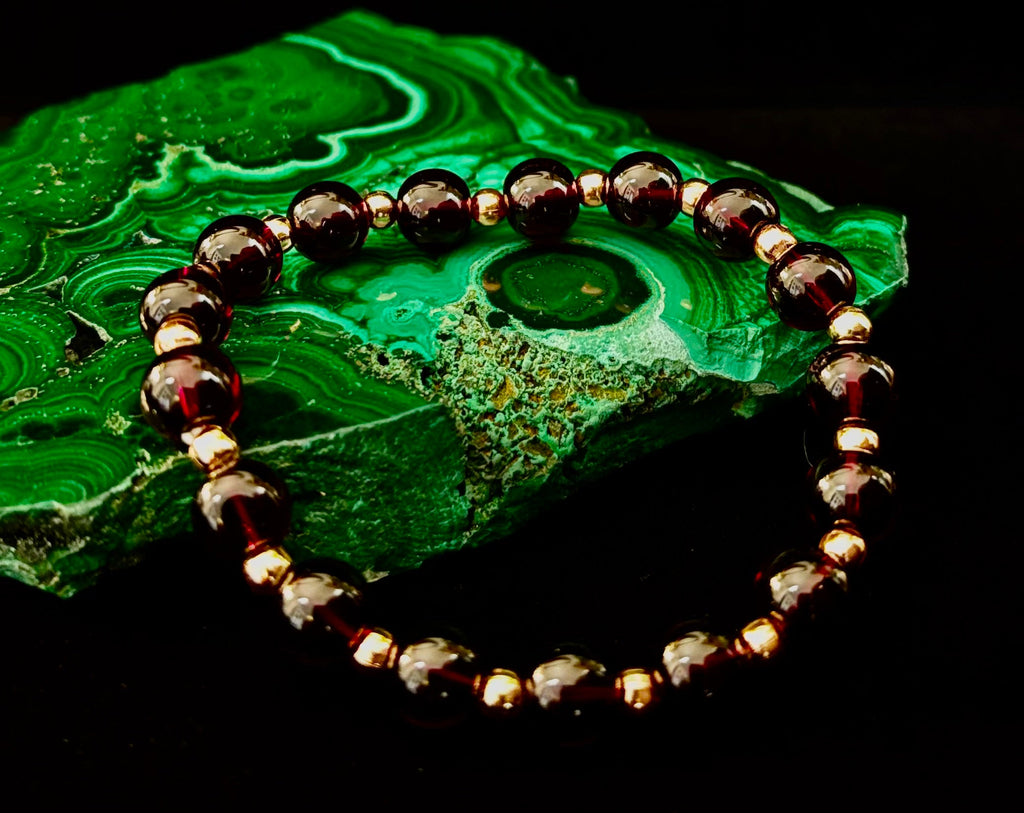 Passion & Strength Garnet Bracelet – Delicate Gemstone Bracelet with Copper Accents