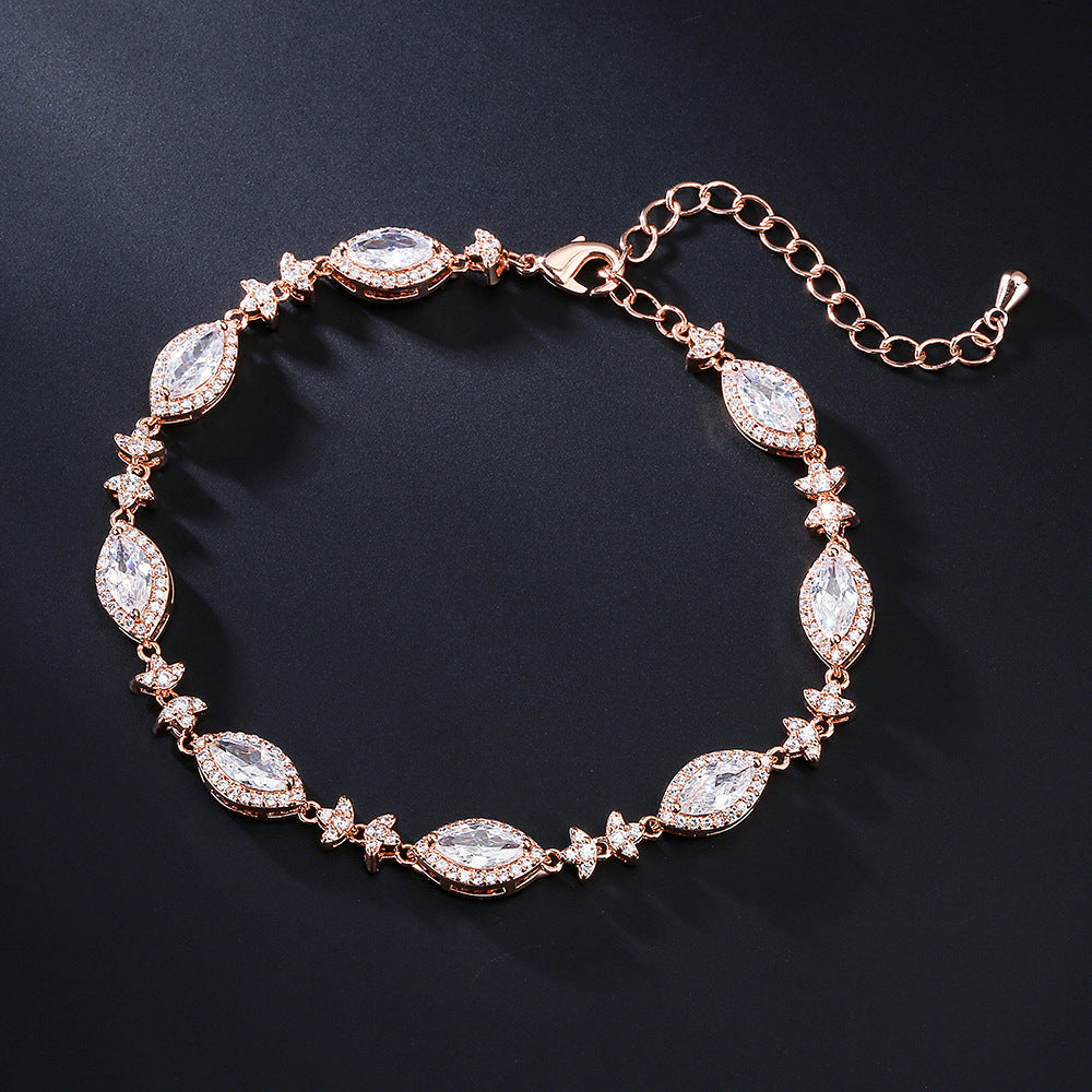 Women's Classic Water Drop Zircon Fashion Personalized Bridal Bracelet