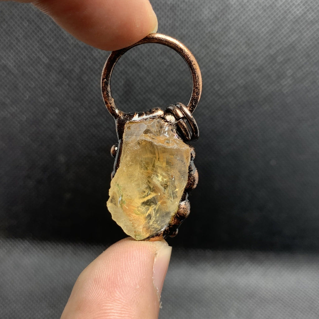 Retro Style Amethyst Citrine Fluorite Black Tourmaline White Crystal Column Pendant
