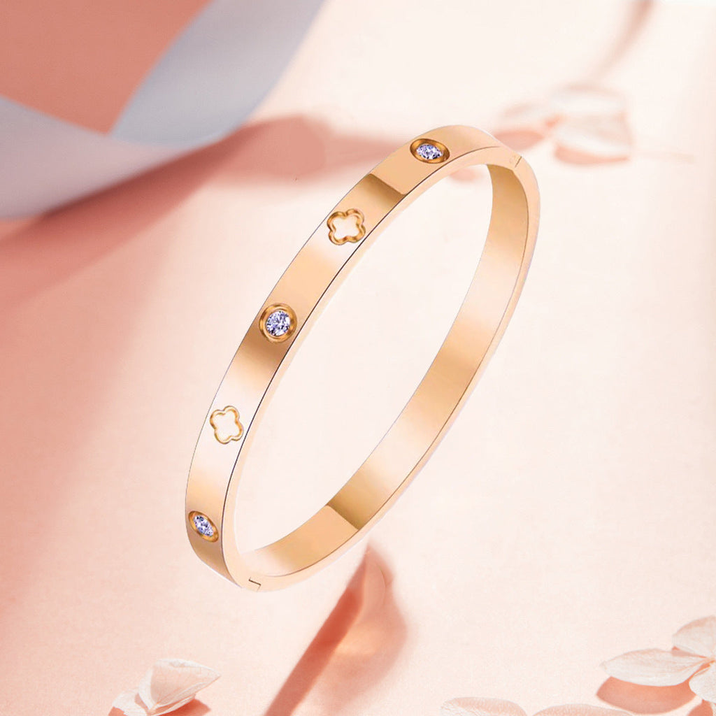Women's & Men's Classic Buckle Open Fashion Rose Gold Lucky Four-leaf Flower Bracelets