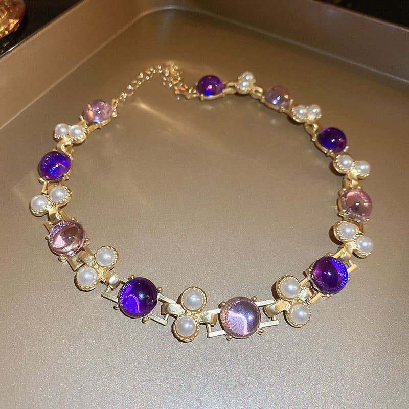 Women's Vintage Court Style Clavicle Chain Light Jewelry Set