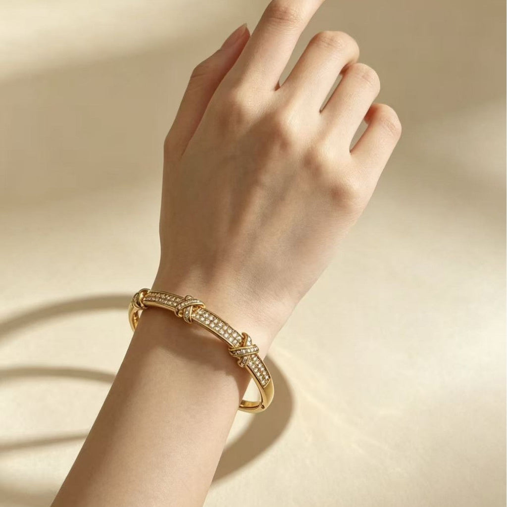 Women's Cross Diamond Gold Niche Design Source Bracelet