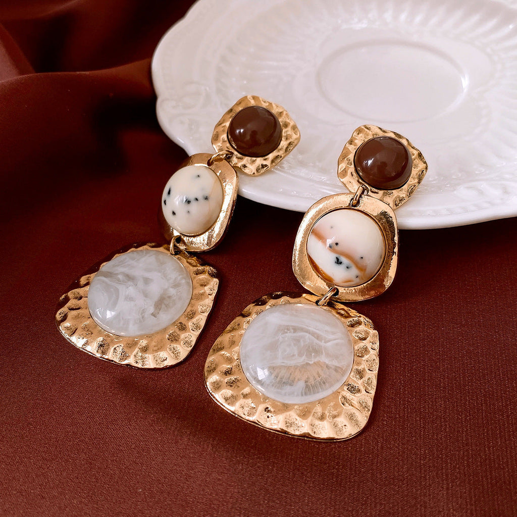 Women's Vintage Court Style Clavicle Chain Light Jewelry Set