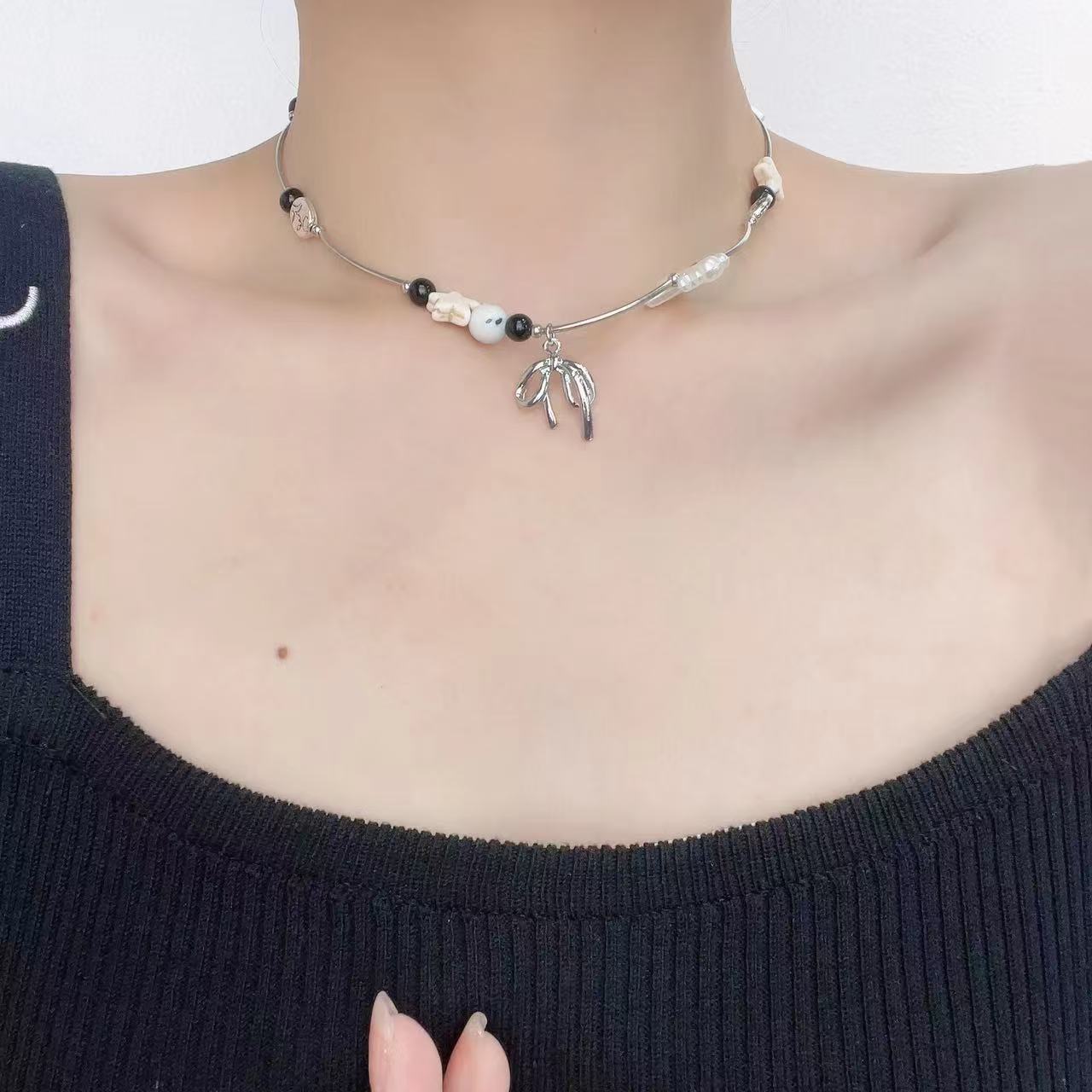 Women's & Men's Pearl Cross Hip Hop Niche Design Clavicle Necklaces
