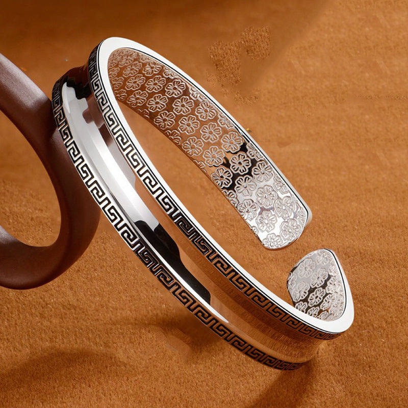 Men's Texture Open Hand Solid Ripple Concave Bracelet