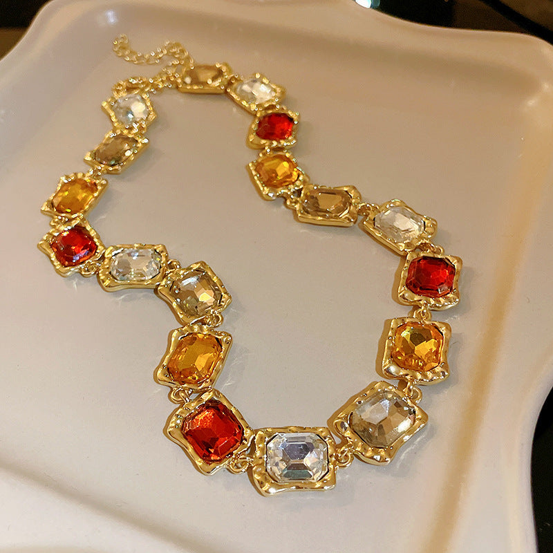 Women's Vintage Court Style Clavicle Chain Light Jewelry Set
