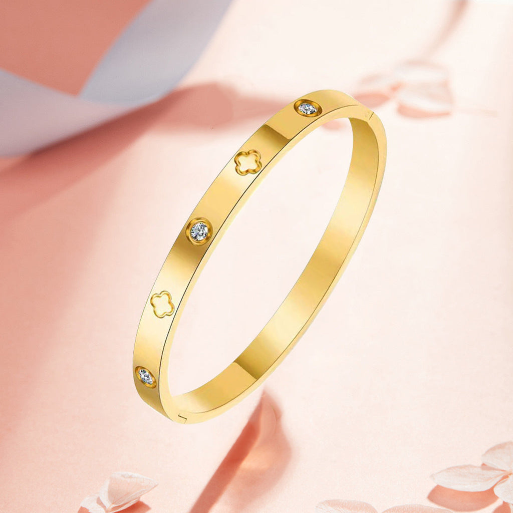 Women's & Men's Classic Buckle Open Fashion Rose Gold Lucky Four-leaf Flower Bracelets