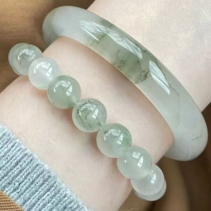 Women's Floating Flowers Half Mountain Water Antique Bracelet