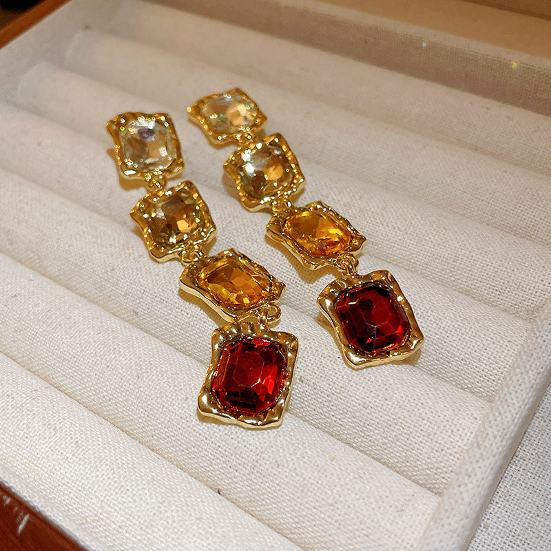 Women's Vintage Court Style Clavicle Chain Light Jewelry Set